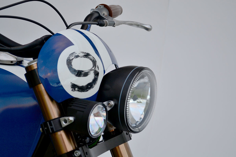 Xcrambler Cycles BMW Model R605 CustomBike.cc