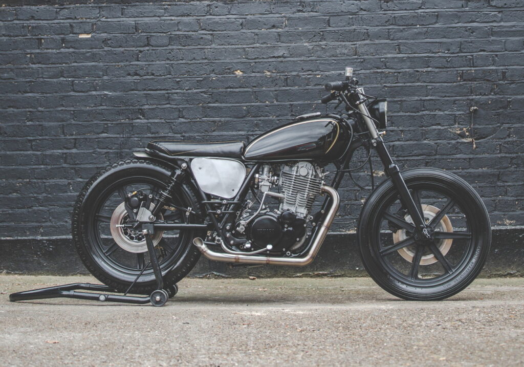 Lions Den Motorcycles Yamaha SR500 right side CustomBIKE.cc