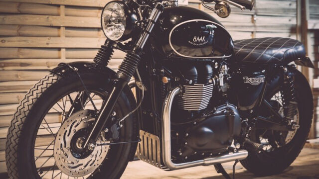 BAAK-MOTOCYCLETTES-Triumph-Dandy-Bonnie-CustomBike-1.jpg