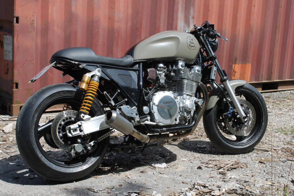 CRSS-Yamaha-Cafe-Racer-CustomBIKE.cc-1.jpg
