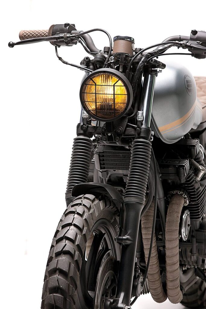 Dream-Wheels-Yamaha-XJ750-Scrambler2-CustomBike-e1484736510562-1.jpg