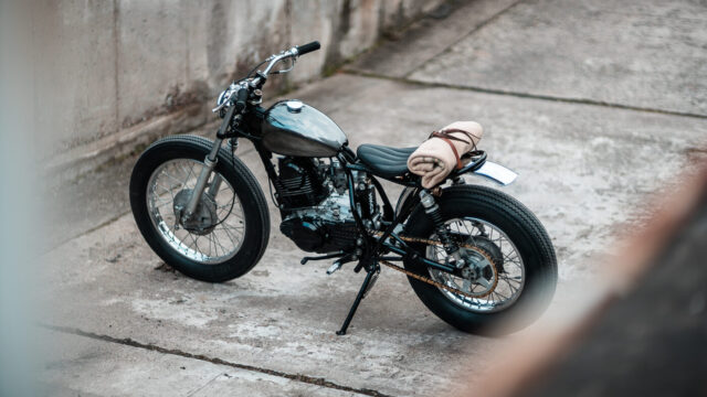 Hookie-Co.-Yamaha-SR250-SE-1980-CustomBike-1.jpg