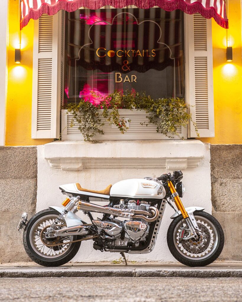 Tamarit-Claus-83-Thruxton-R-Cafe-Racer-1.jpeg