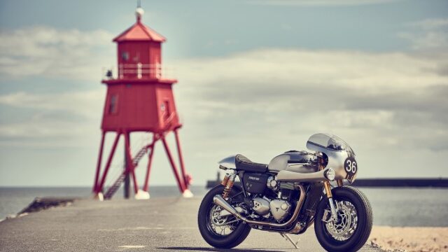 Triumph-Thruxton-R-Barbour-International-CustomBIKE.cc-1.jpg