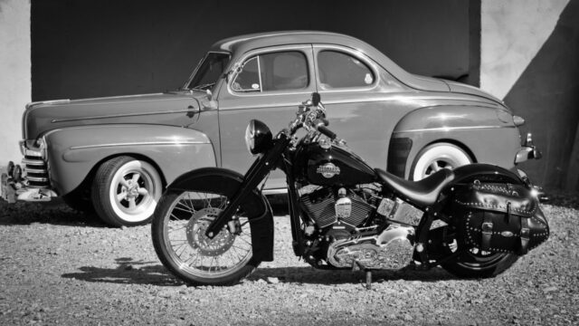 Unique-Custom-Cycles-Harley-CustomBike-1.jpg